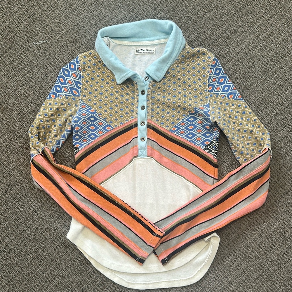 Free People We the Free to shirt XS multi color fun print